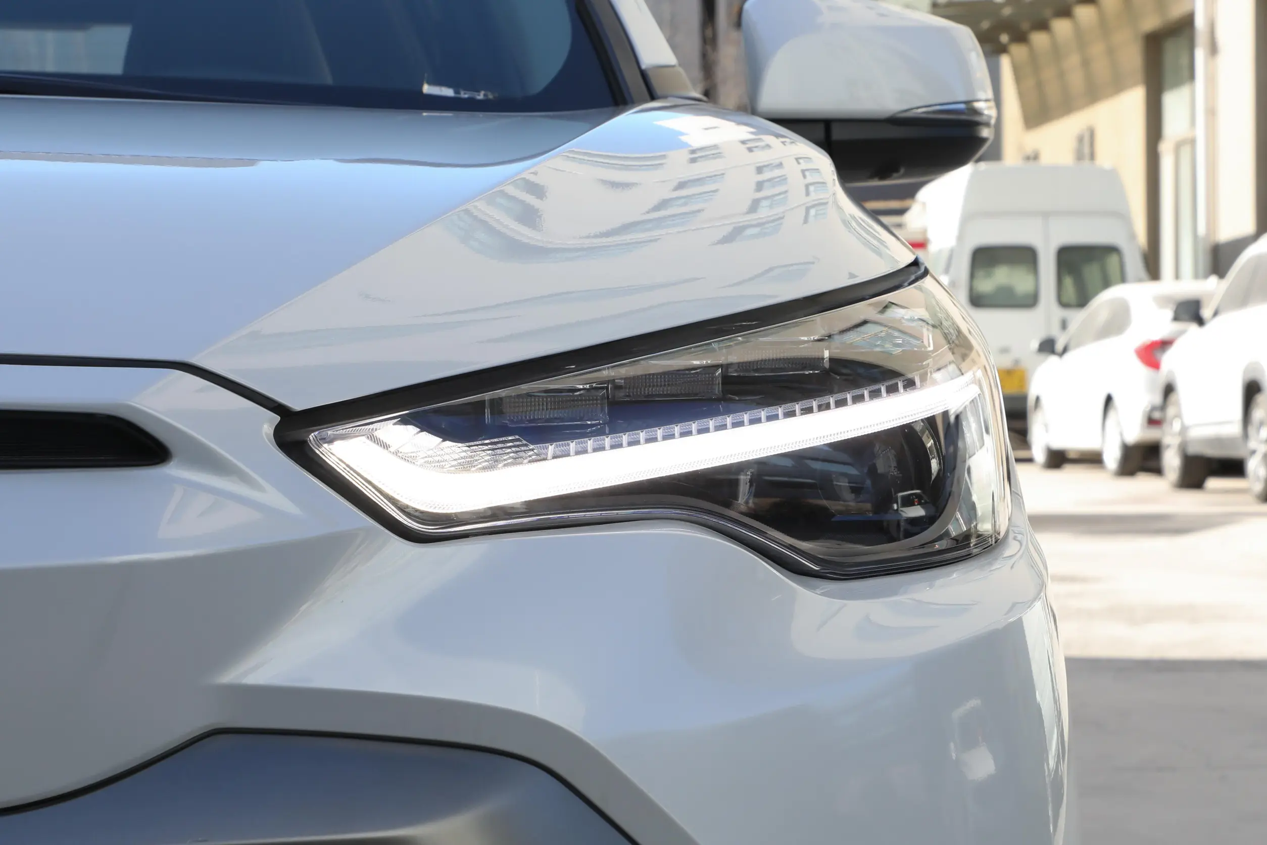 toyota frontlander picture (12)