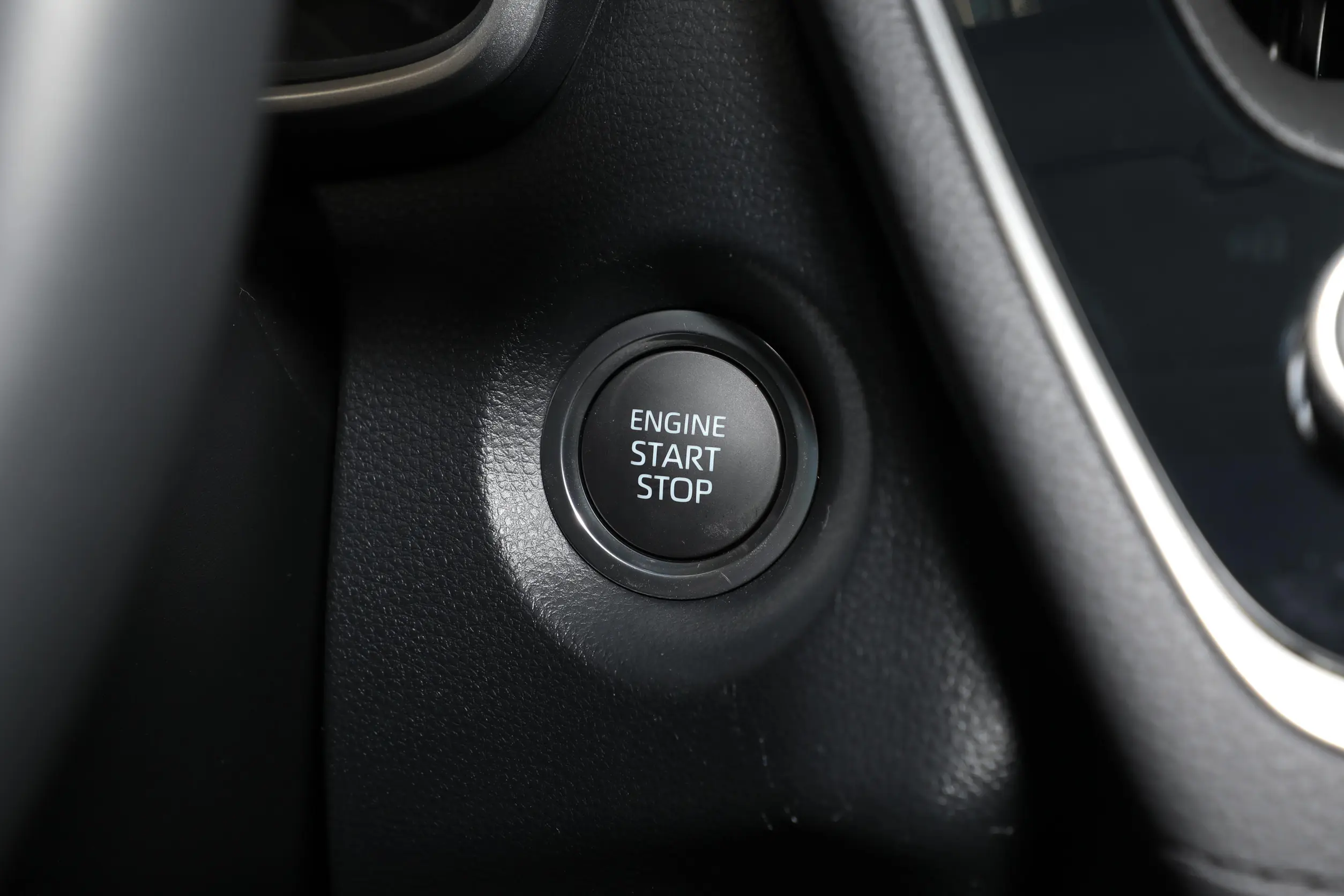 toyota frontlander picture (4)