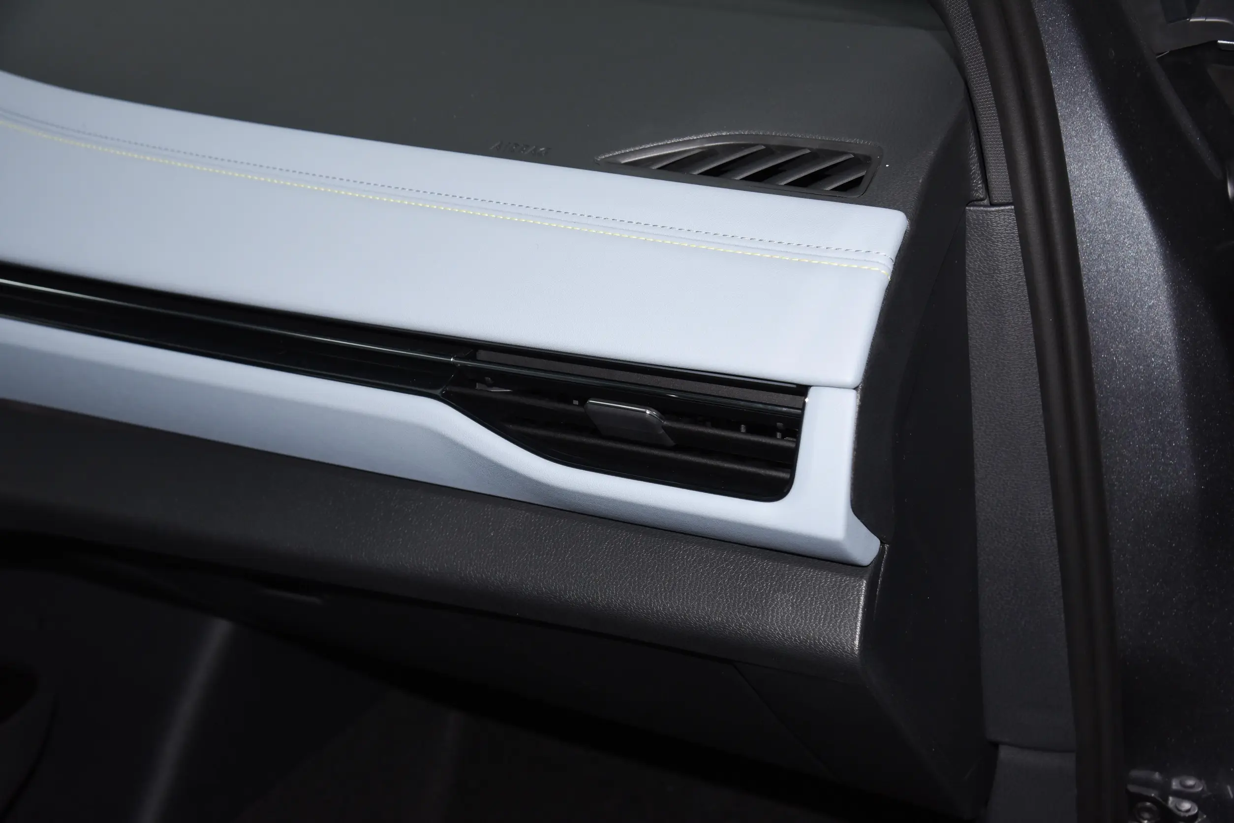 volkswagen id.4 x изображение (4)