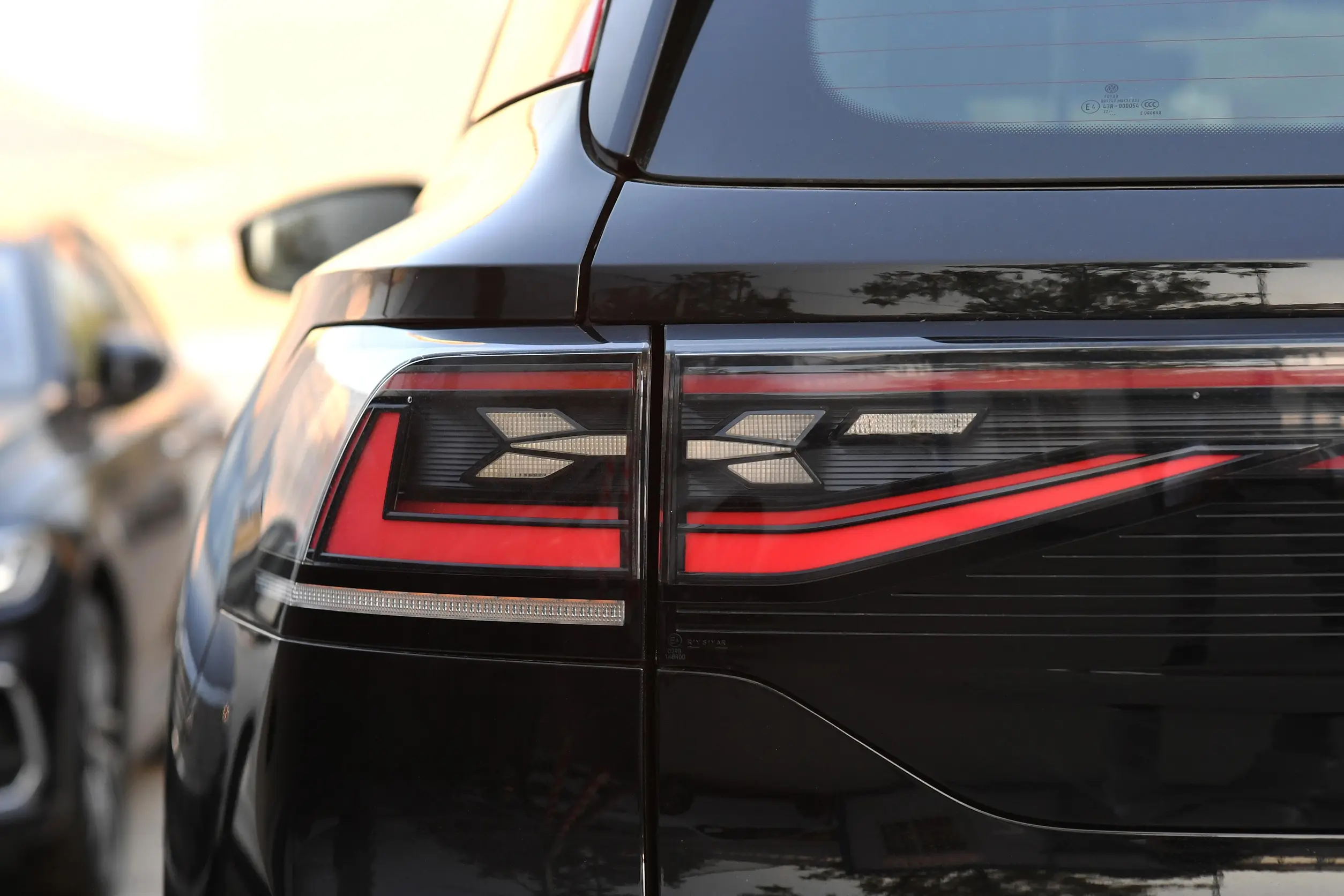volkswagen id.6 x изображение (1)