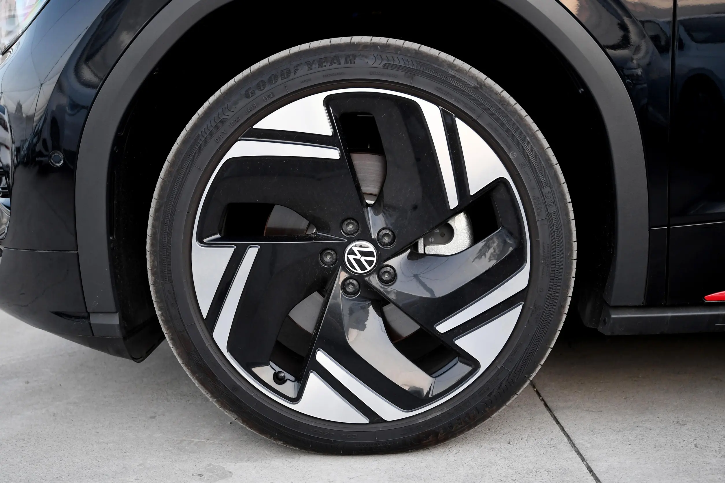 volkswagen id.6 x изображение (11)
