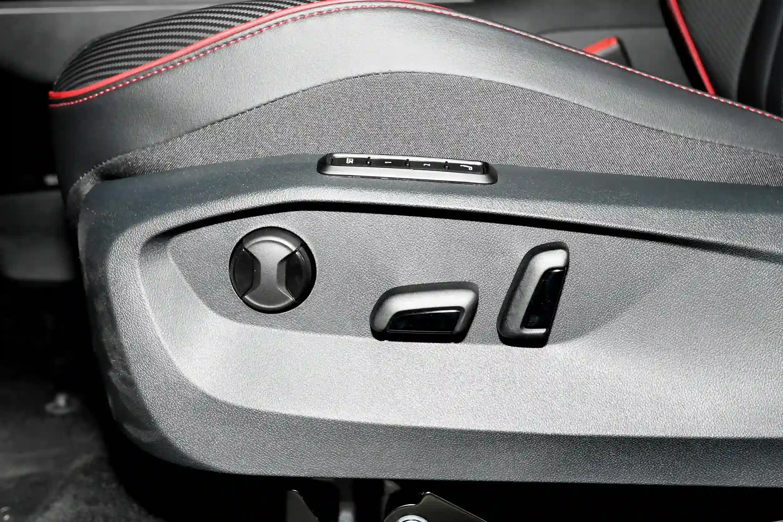 volkswagen id.6 x изображение (7)