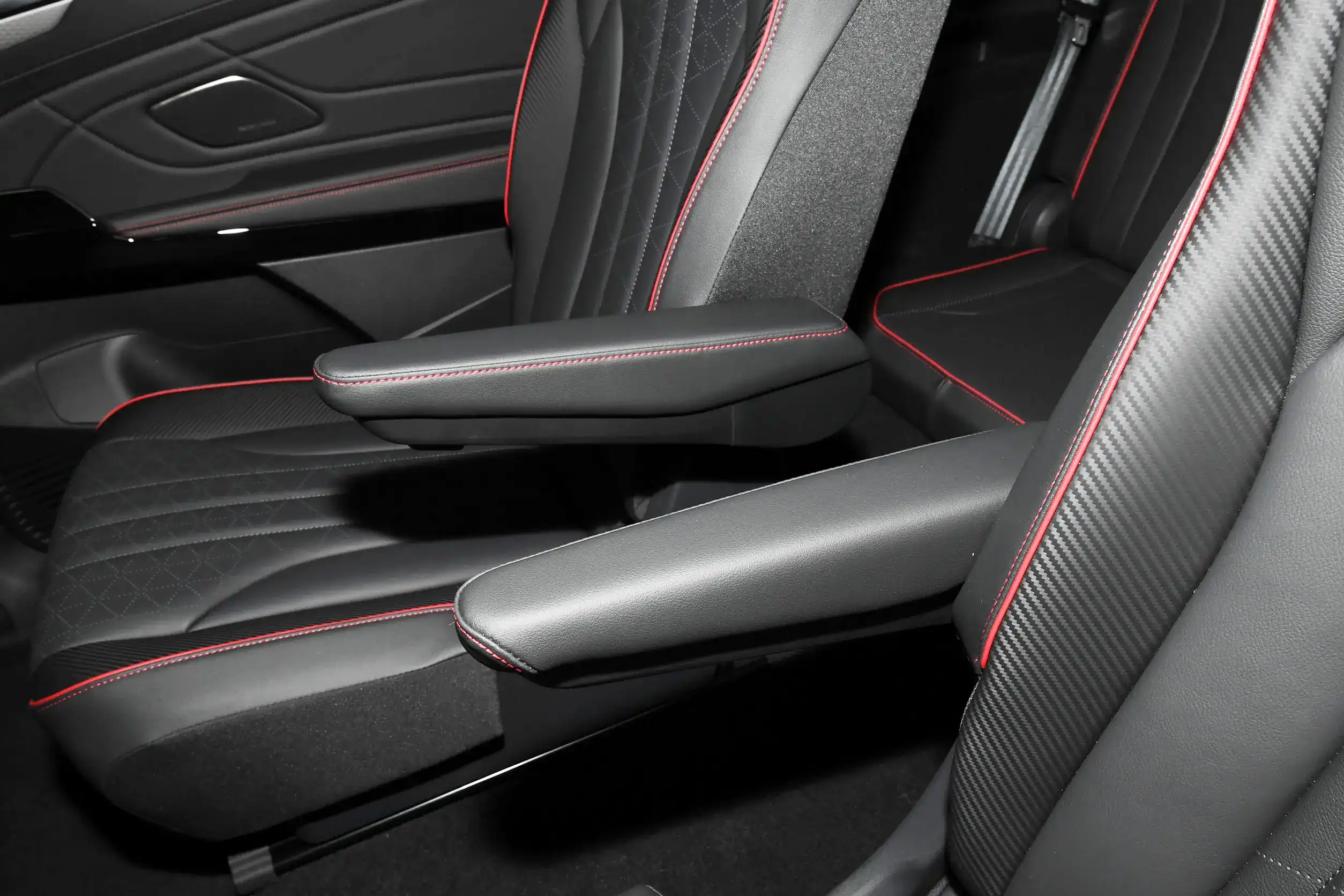 volkswagen id.6 x изображение (9)