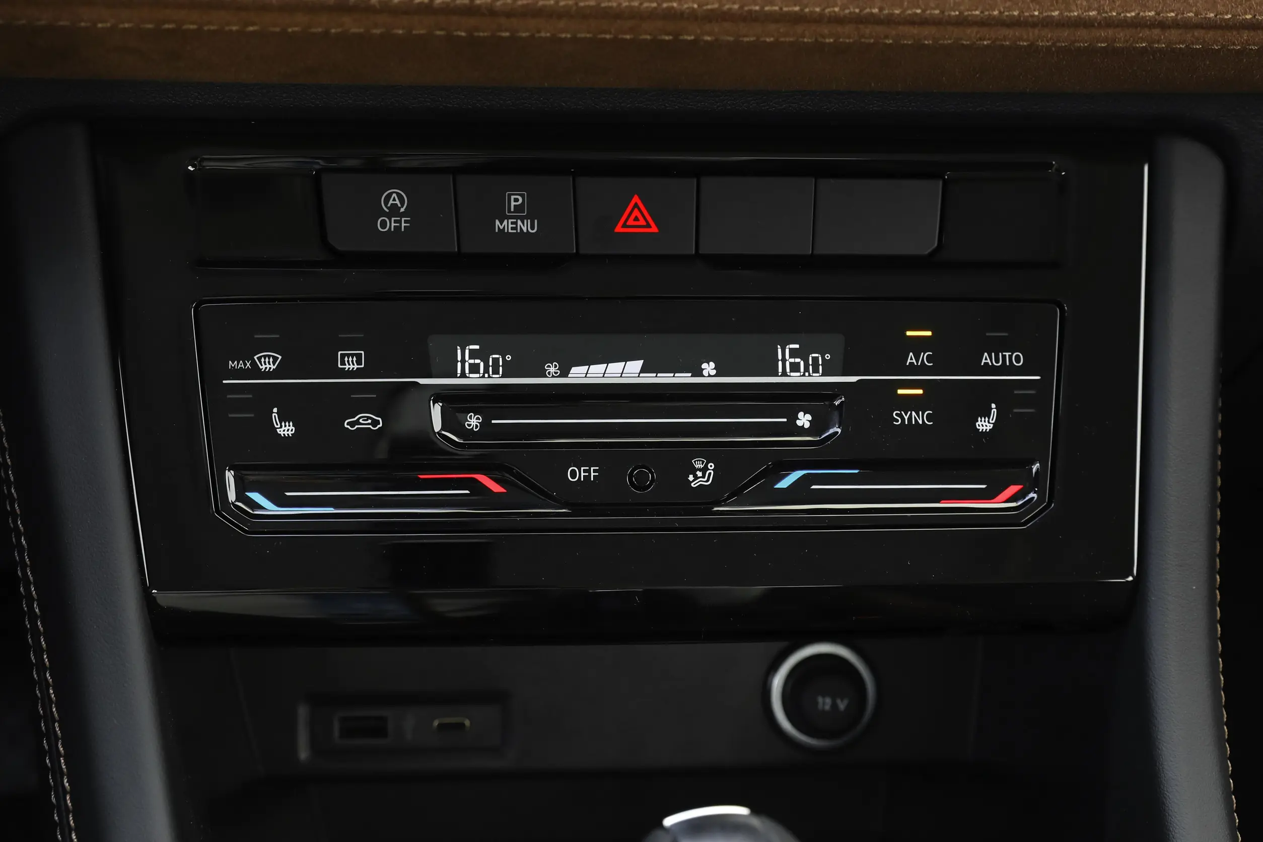 jetta vs7 2024 интерьер-4