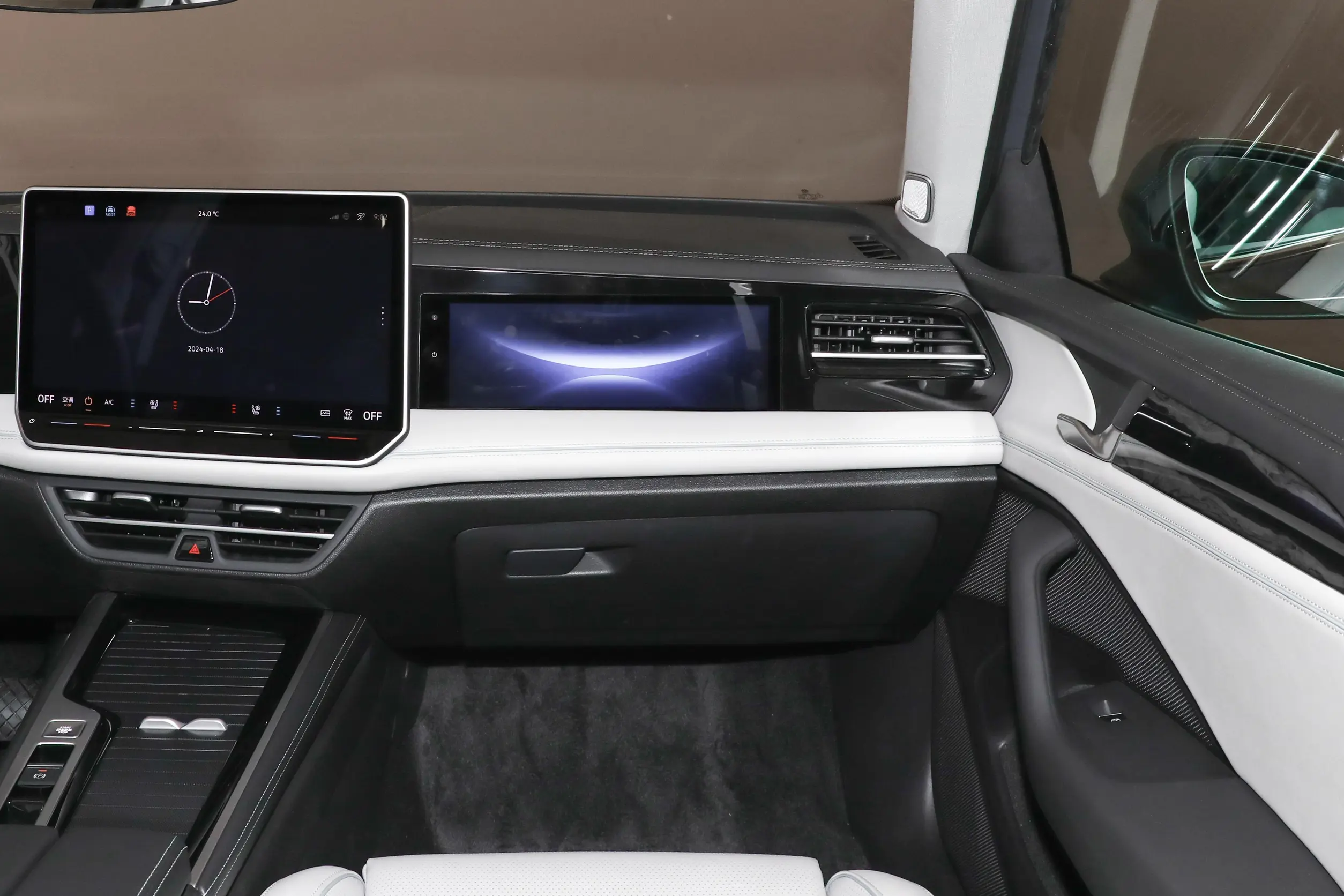 volkswagen magotan 2024 interior-4