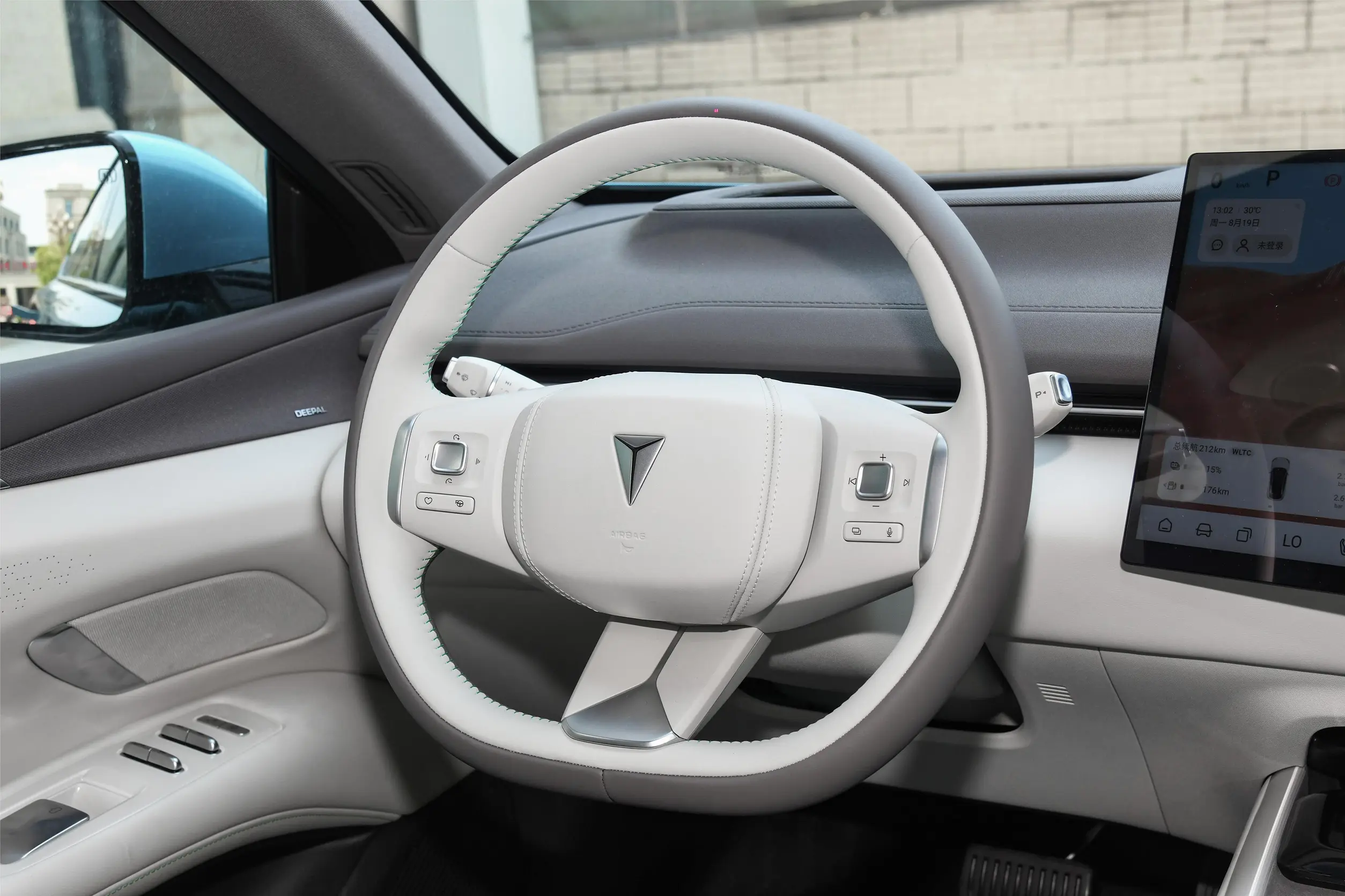 changan deepal l07 2024 интерьер-2