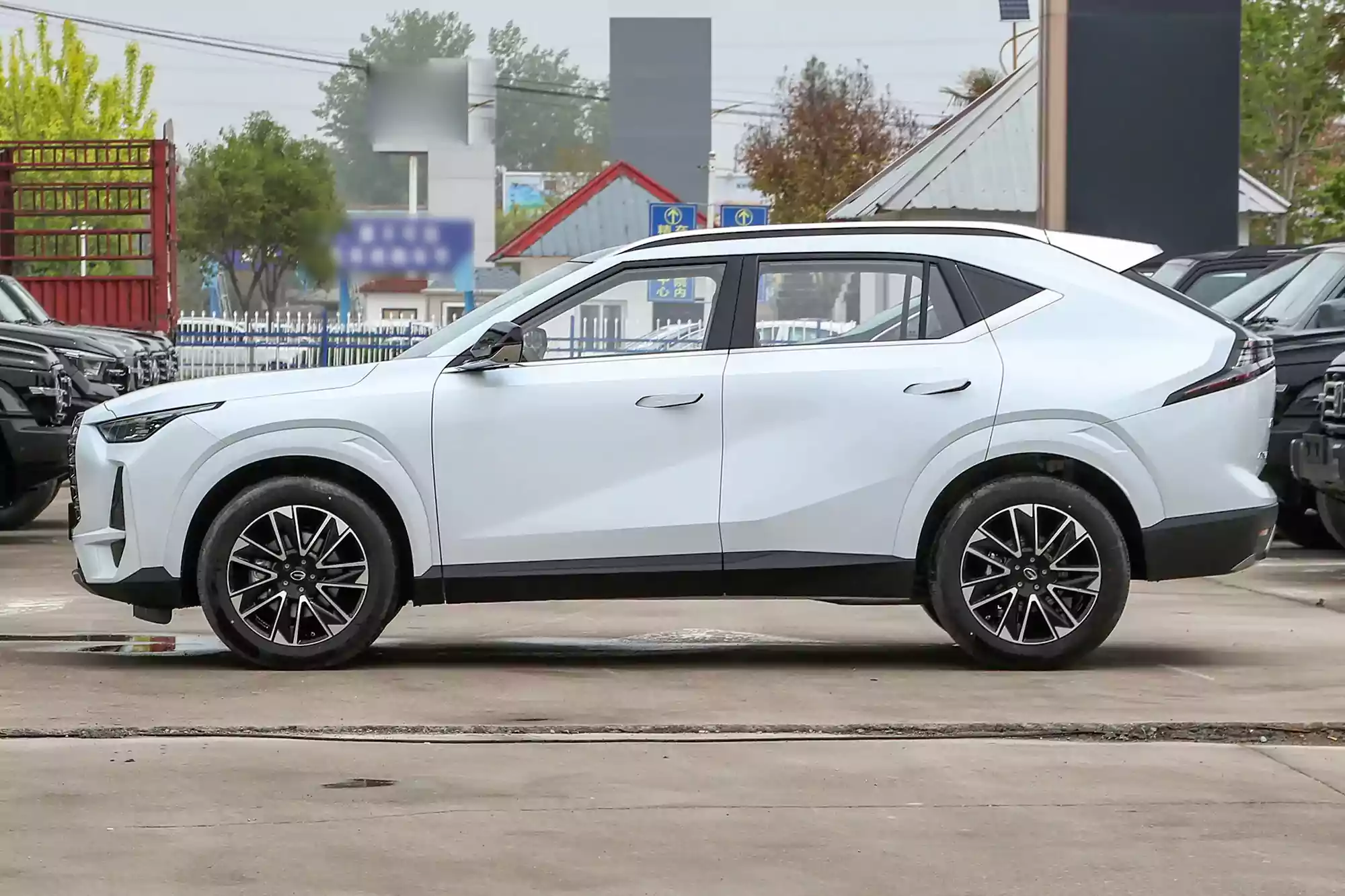 gac trumpchi gs4 2024 внешний вид-3