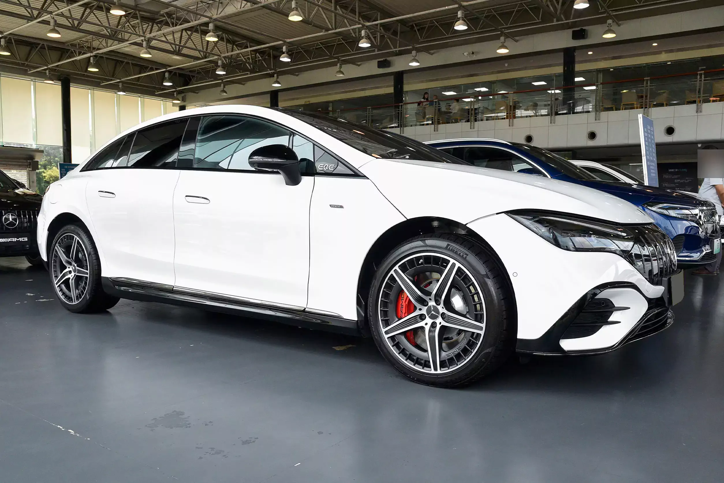 Mercedes-AMG EQE53
