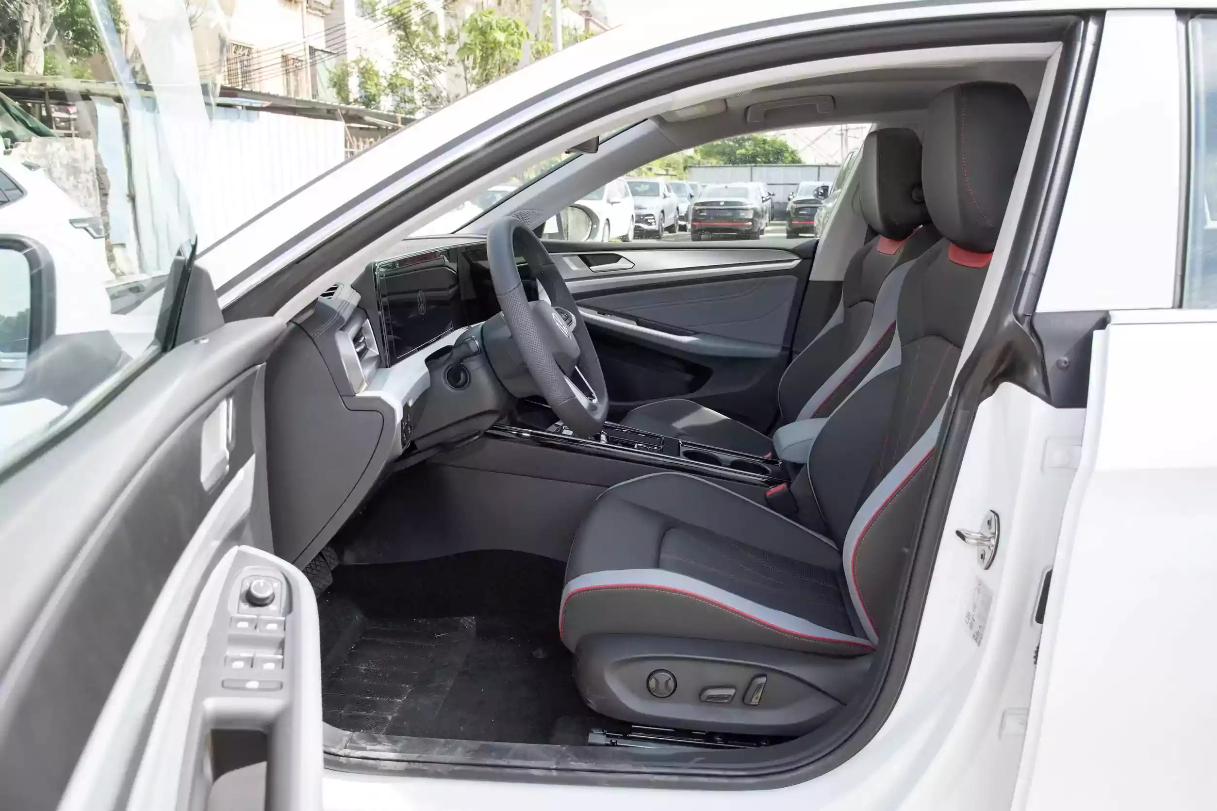 volkswagen lamando 2025 space-1