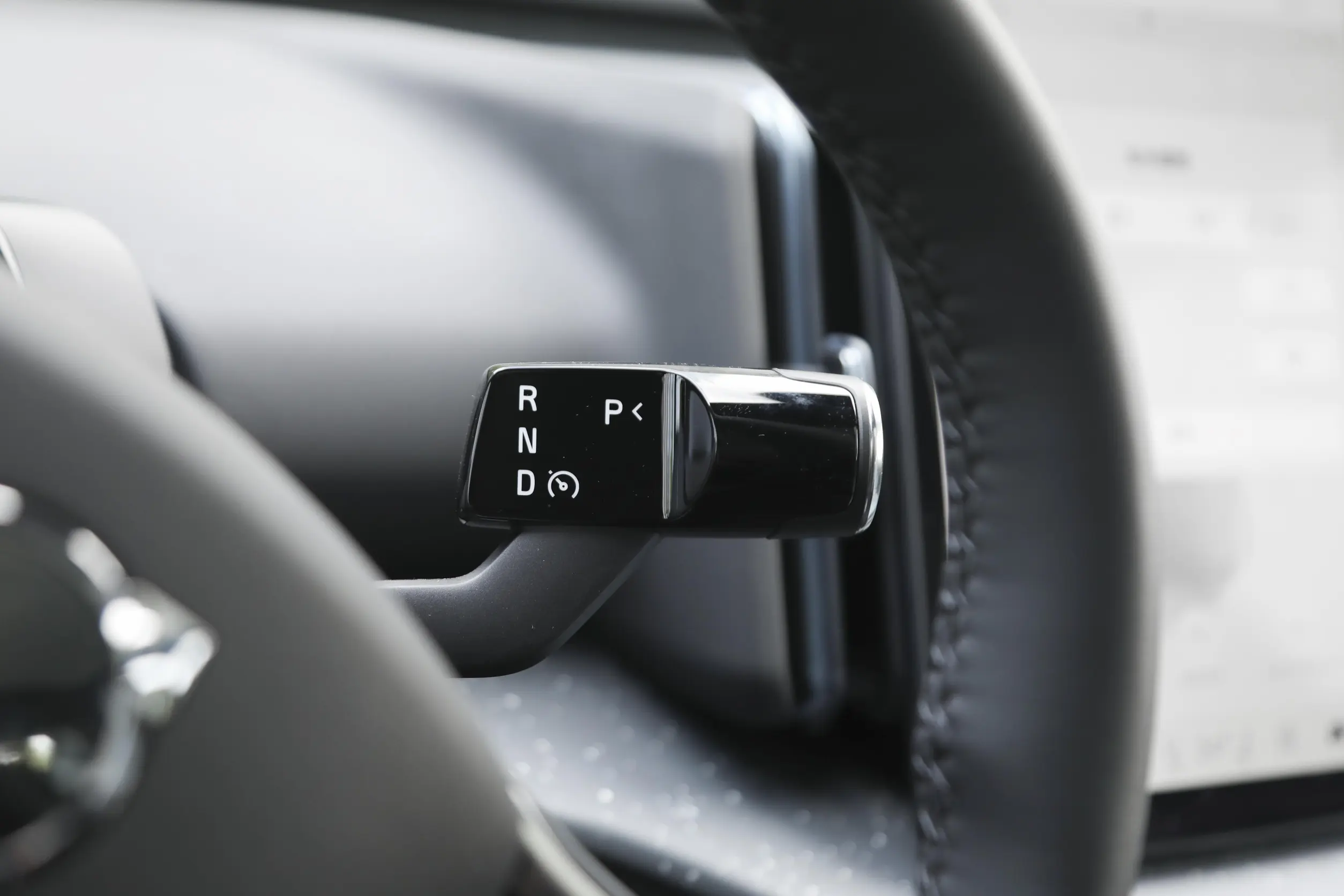 volvo ex30 2025 интерьер-3