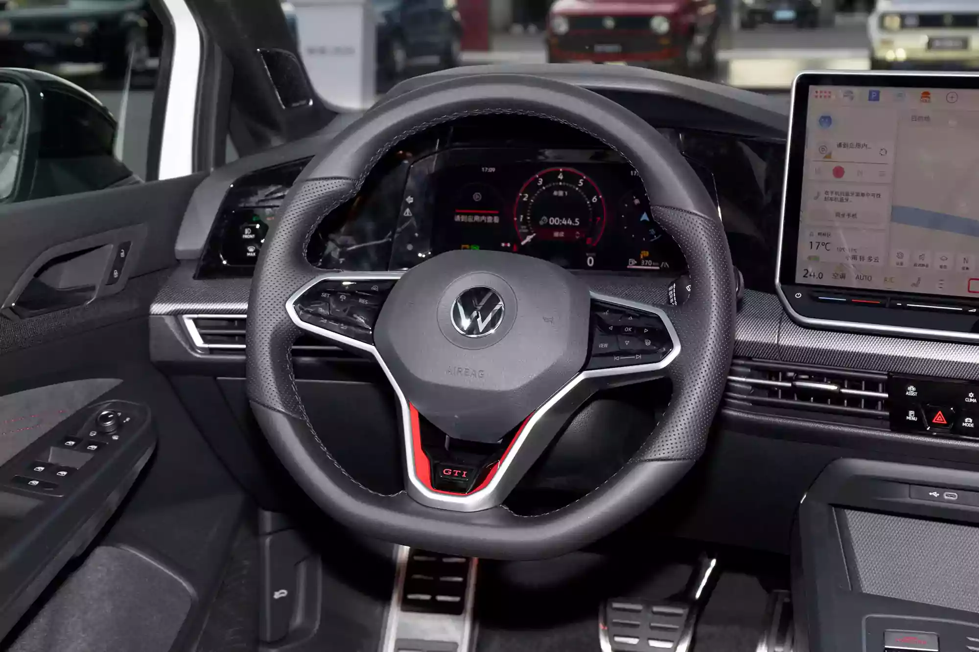 volkswagen golf gti 2025 интерьер-2